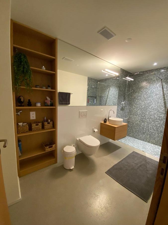 Stilvolle Ferienwohnung Direkt An Der Skipiste Flims Exterior foto